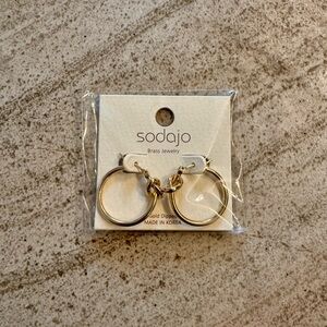 🔥 Gold Hoop Earrings